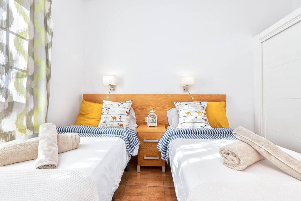 Bungalows Los Arcos 77 ซานบาร์โตโลเม ภายนอก รูปภาพ