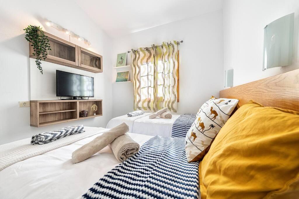 Bungalows Los Arcos 77 ซานบาร์โตโลเม ภายนอก รูปภาพ